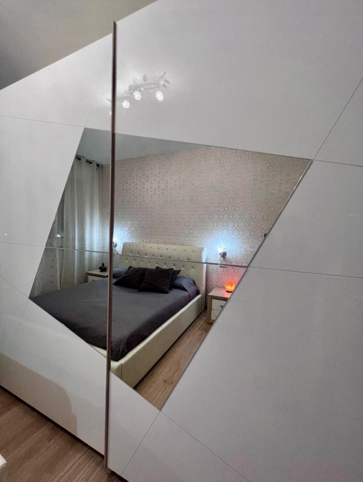 Casa Vacanze Torino Con Vasca Idromassaggio Екстериор снимка
